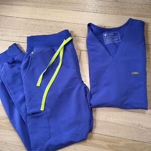 Figs Technical Collection Scrub Top in Blue